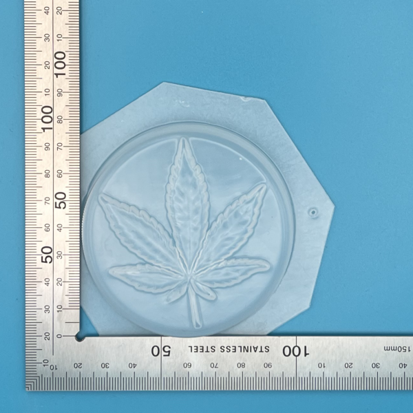 Cannabis Leaf Round LDPE Mould
