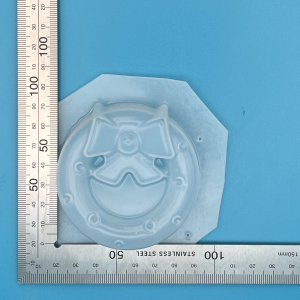 Wreath Plastic Mould for Bath Bombs Soap Wax Resin