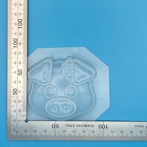 Small Pig with Big Eyelash Mould