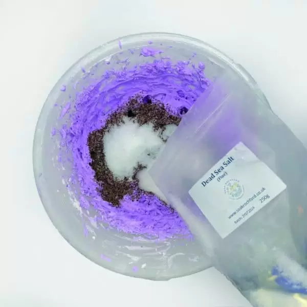 Make Your Own Foot & Body Scrub Kit - Image 4